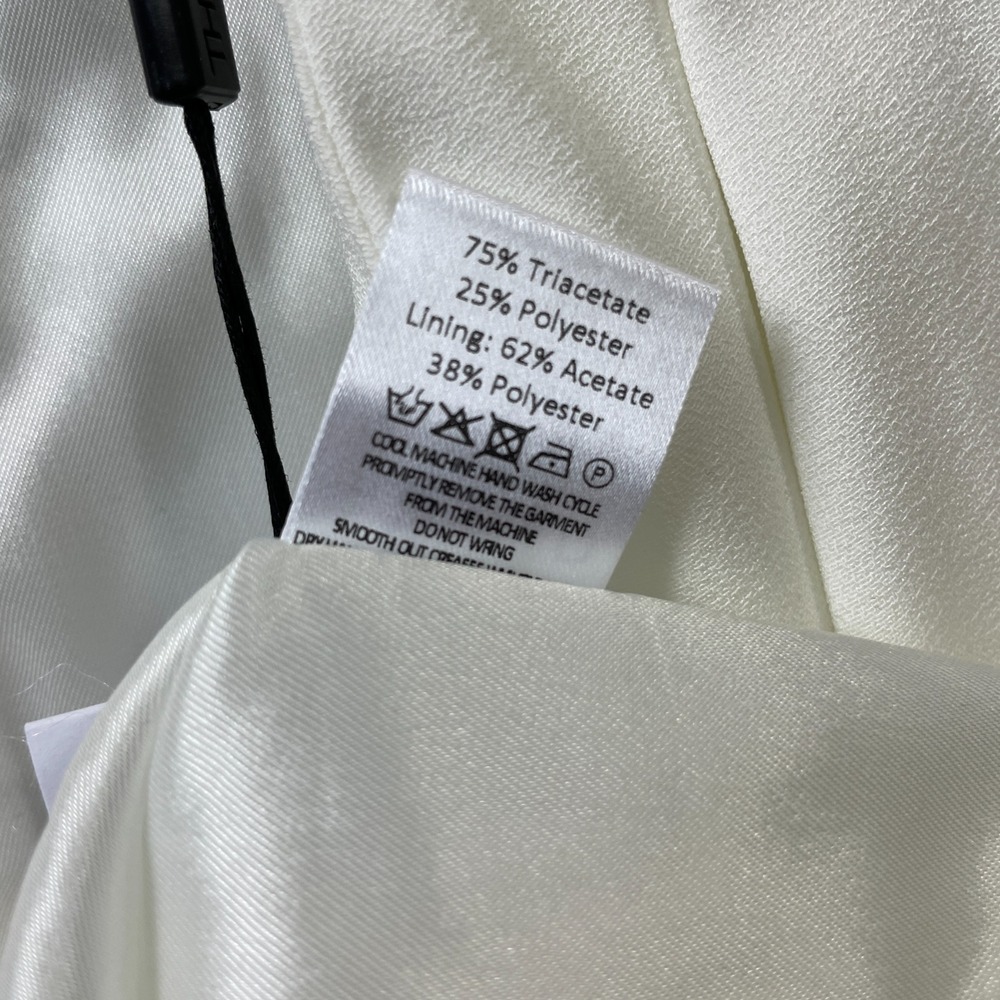The Fold Ivory 10 NEW w/tags Clever‎ Crepe Cascia Wrap Style Sleeveless Top - Picture 6 of 6